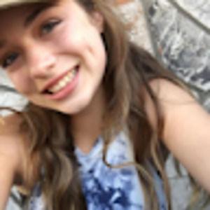 Meet your Posher, Caroline